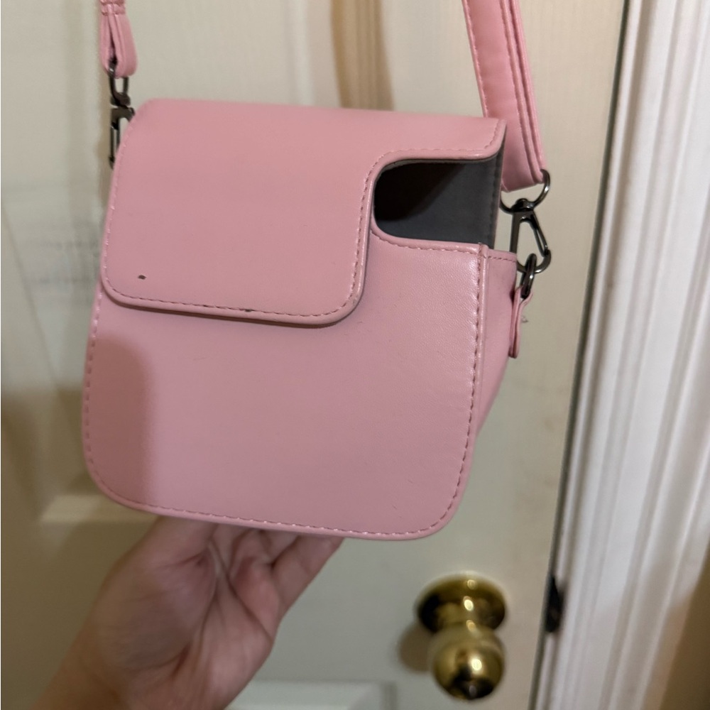 Pink Polaroid Camera Bag - Picture 3 of 4